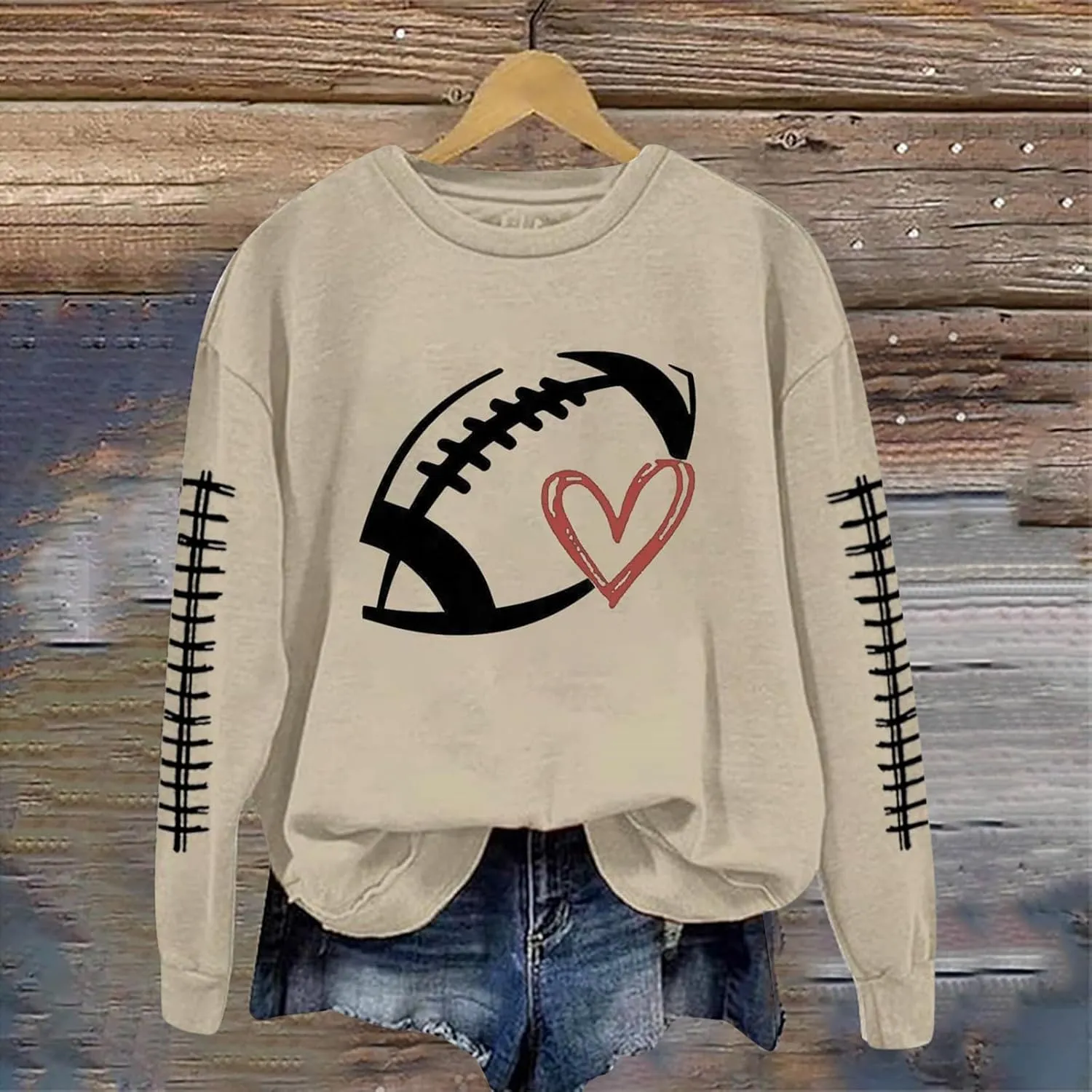 Mmoneyake Football Sweatshirts for Women Game Day Heart Football Graphic Hoodies Pullover Crew Neck Long Sleeve Mom Shirts