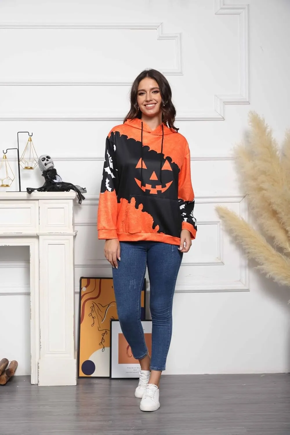 XIAXOGOOL Halloween hoodie For women Vintage Sweatshirts Hoodies Pumpkin Face Graphic Drawstring pullover With Pocket